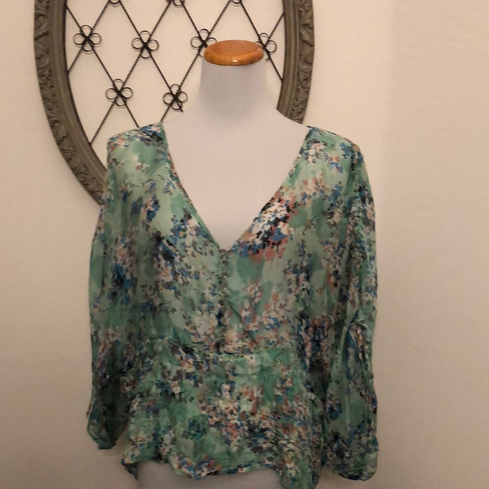Venus green sheer print blouse size small
